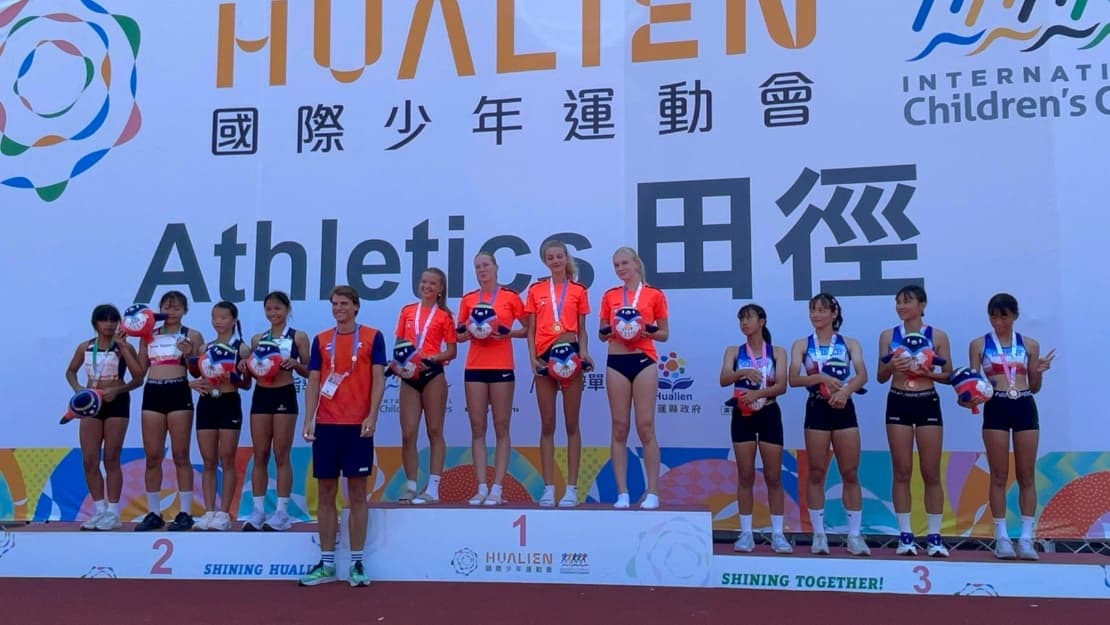 新北市女子4x100公尺接力團隊拿下銀牌